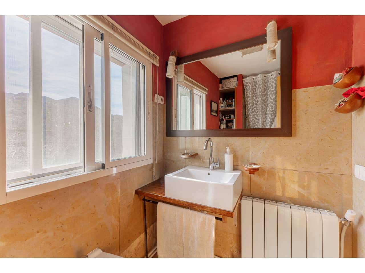 4 sypialnia Finka/Dom wiejski na sprzedaż w Serra z garażem - 367 000 € (Ref: 9022639)