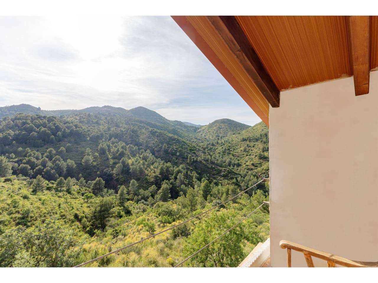 4 sypialnia Finka/Dom wiejski na sprzedaż w Serra z garażem - 367 000 € (Ref: 9022639)