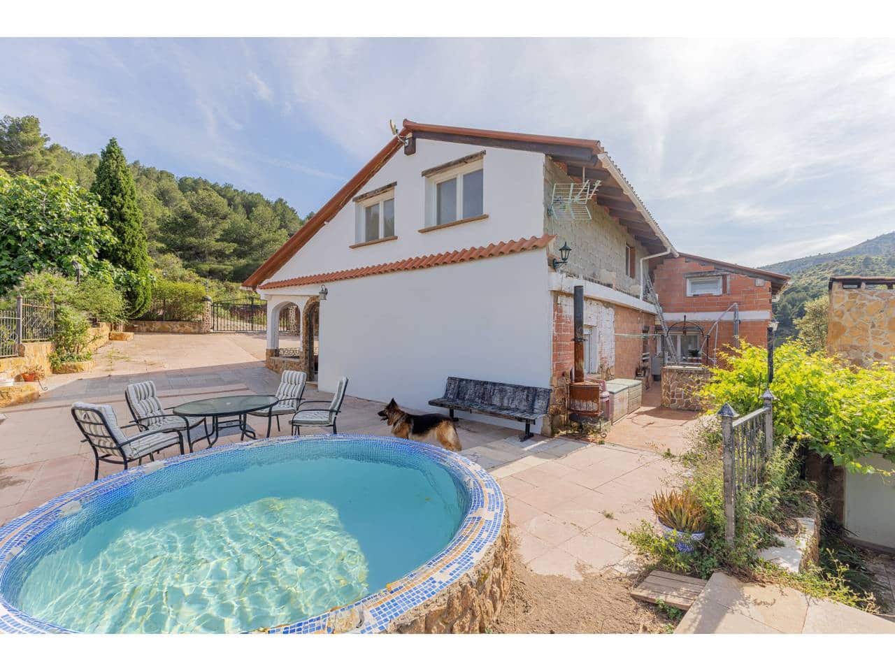 4 sypialnia Finka/Dom wiejski na sprzedaż w Serra z garażem - 367 000 € (Ref: 9022639)