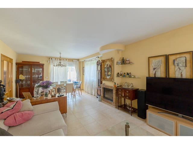 5 quarto Moradia para venda em Riba-roja de Túria com piscina garagem - 590 000 € (Ref: 9111076)