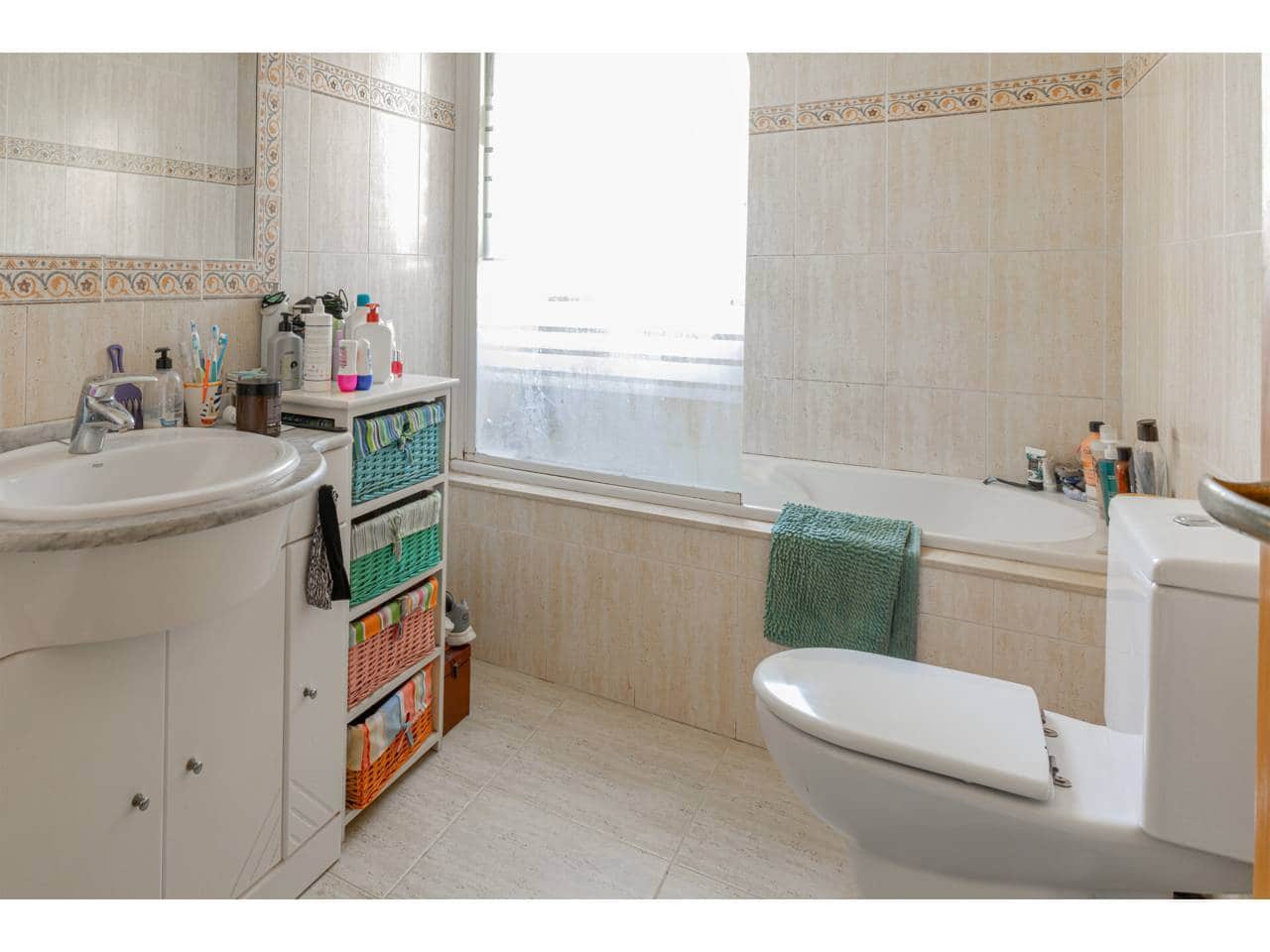 5 soveværelse Villa til salg i Riba-roja de Turia med swimmingpool garage - € 590.000 (Ref: 9111076)