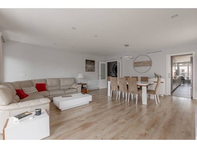 4 soveværelse Lejlighed til leje i Penya-Roja, Valencia by med swimmingpool - € 3.800 (Ref: 9136801)