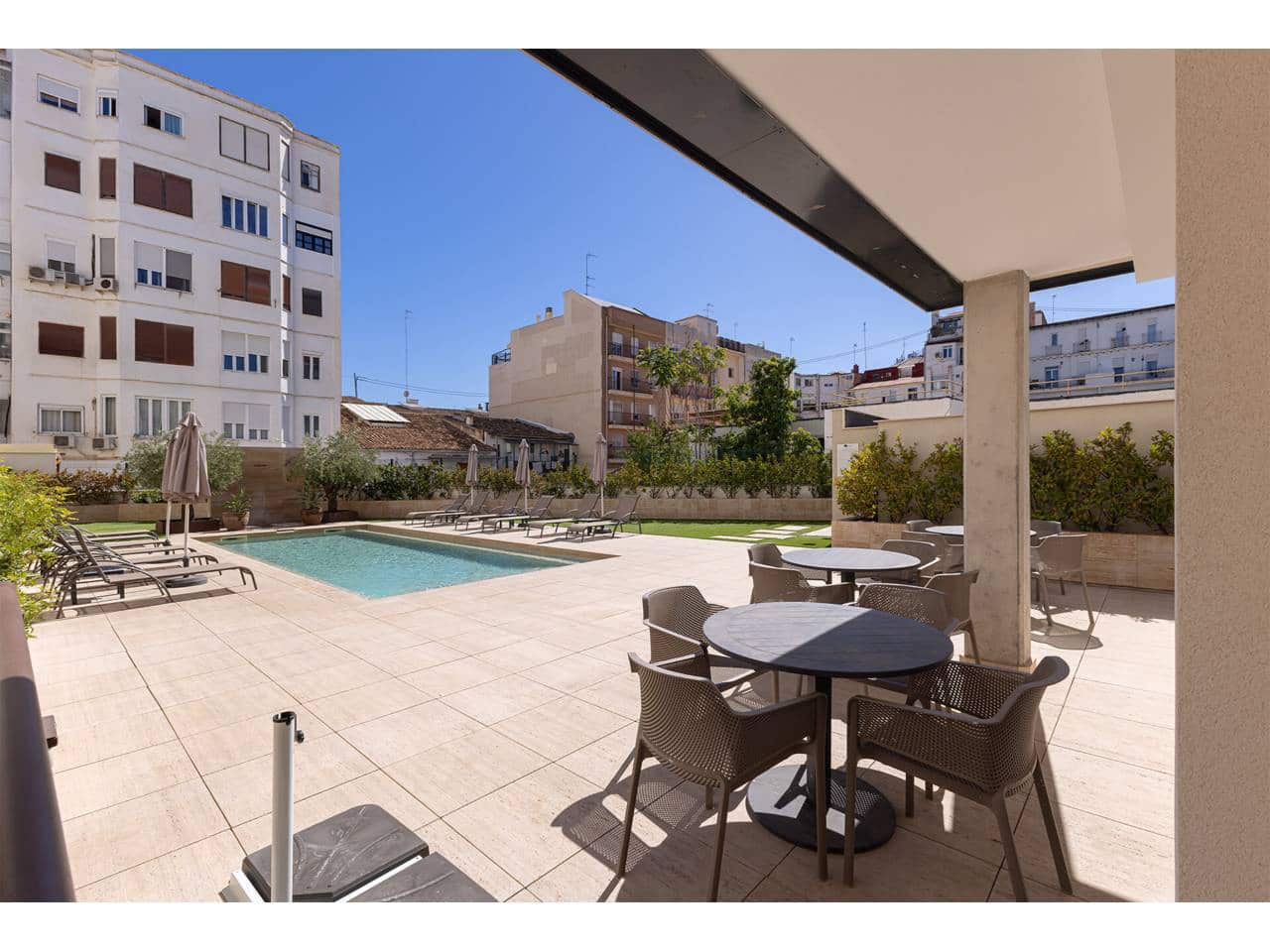 4 sypialnia Penthouse na sprzedaż w Miasto Walencja z basenem garażem - 1 350 000 € (Ref: 9211604)