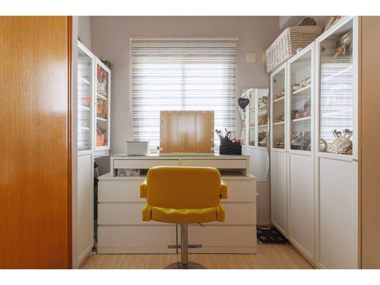 4 sovrum Semi-fristående Villa till salu i La Pobla de Vallbona med pool - 485 000 € (Ref: 9211605)