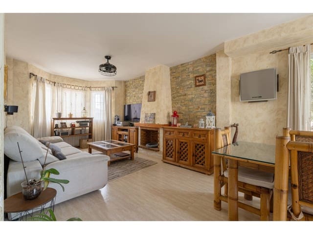 4 sovrum Semi-fristående Villa till salu i La Pobla de Vallbona med pool - 485 000 € (Ref: 9211605)