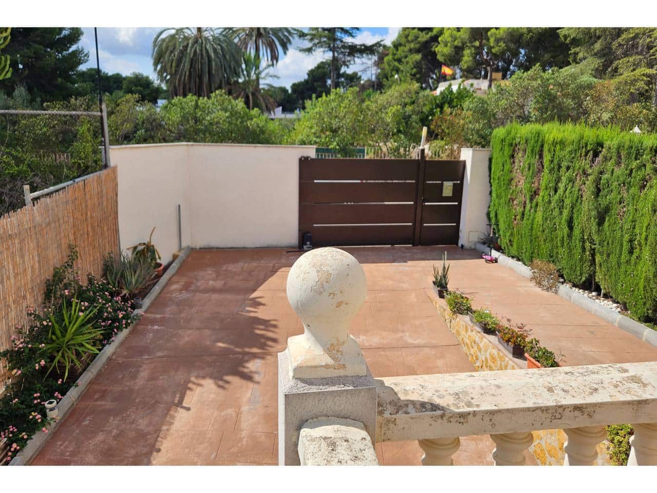 4 soveværelse Semi-Rækkehus til salg i Torrent med swimmingpool garage - € 615.000 (Ref: 9308100)