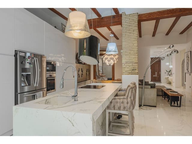 3 bedroom Flat for sale in El Botanic, Valencia city with pool - € 750,000 (Ref: 9308103)