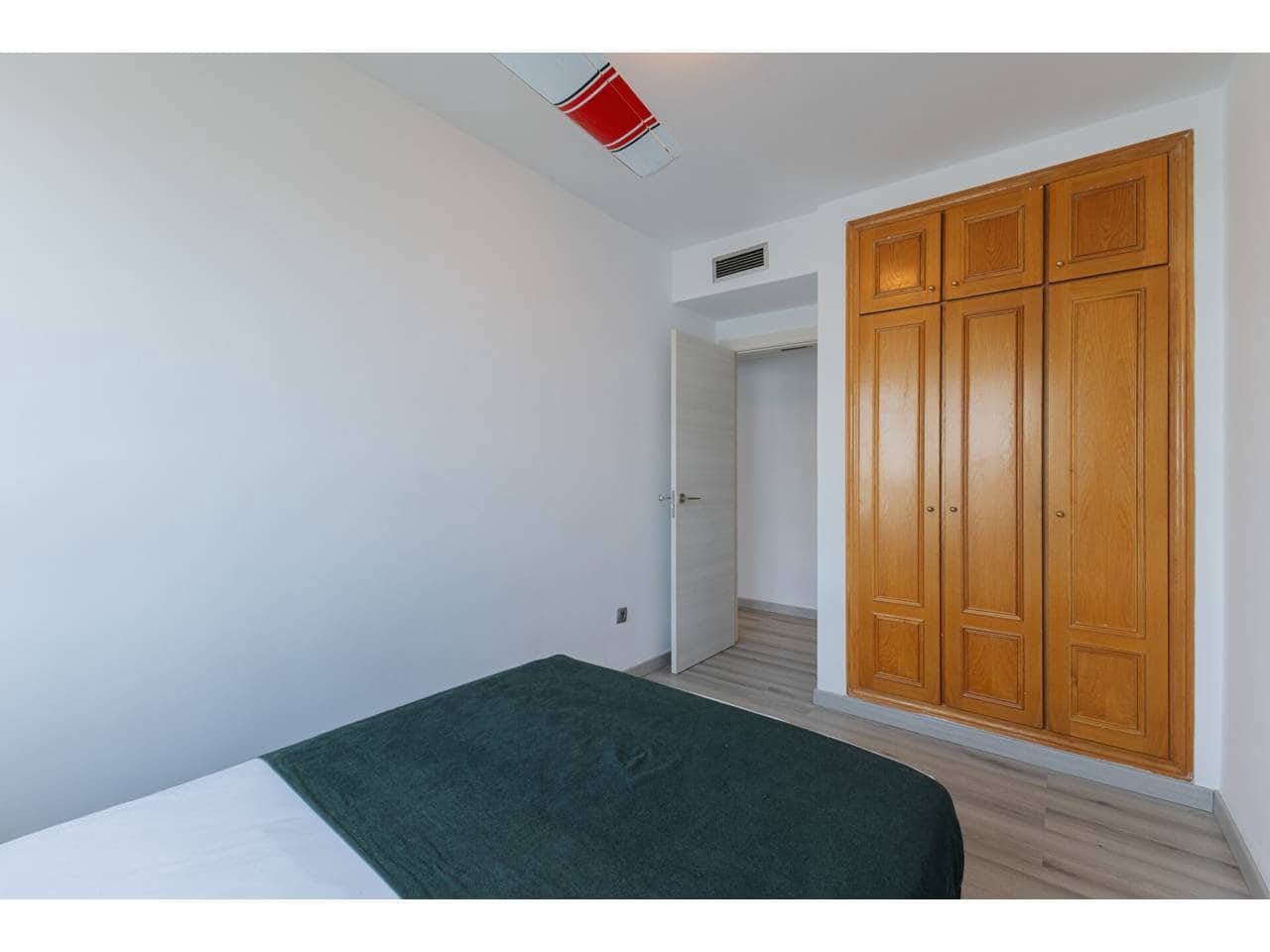 2 bedroom Flat for sale in Valencia city with pool garage - € 730,000 (Ref: 9308104)