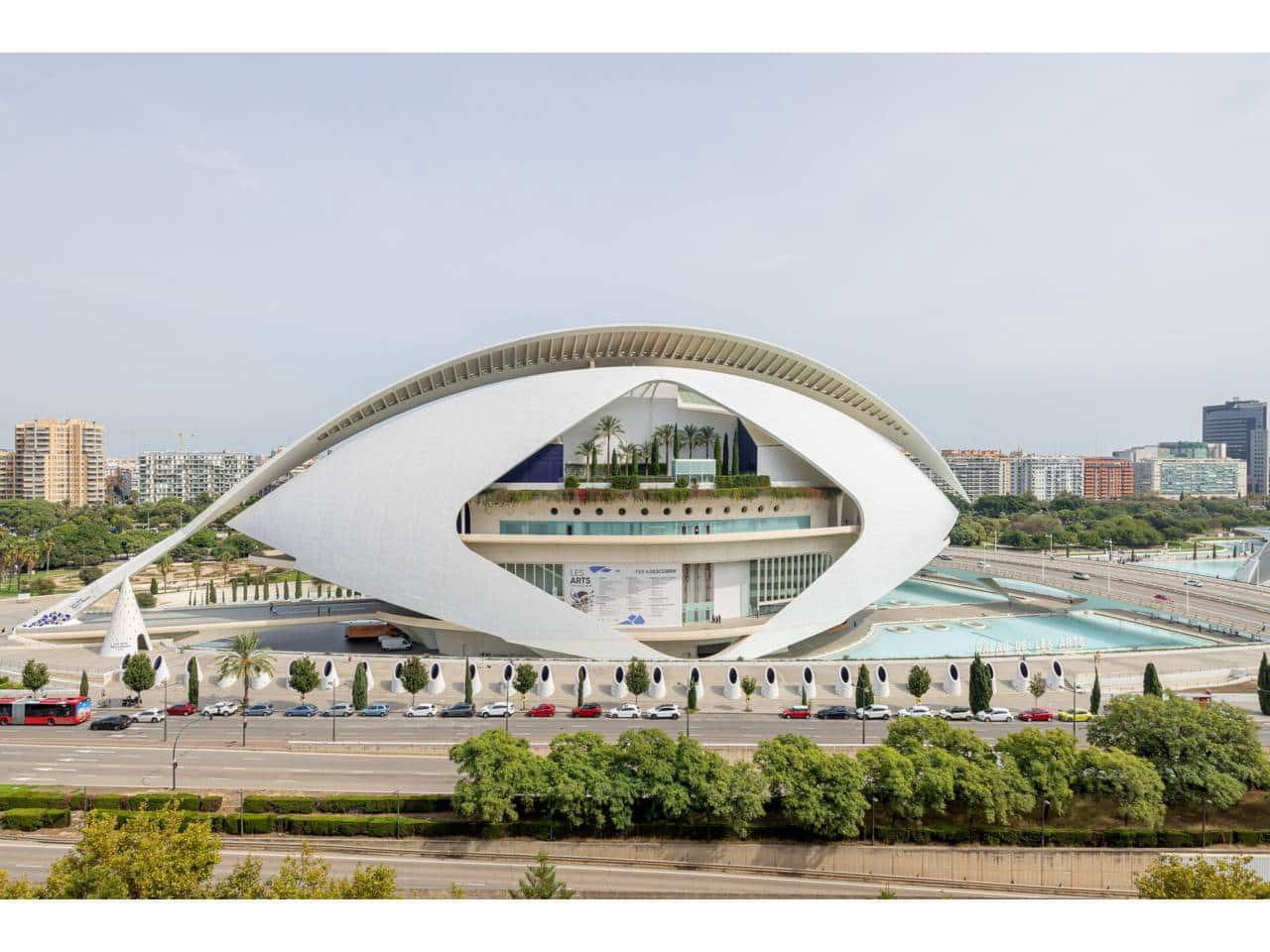 2 bedroom Flat for sale in Valencia city with pool garage - € 730,000 (Ref: 9308104)