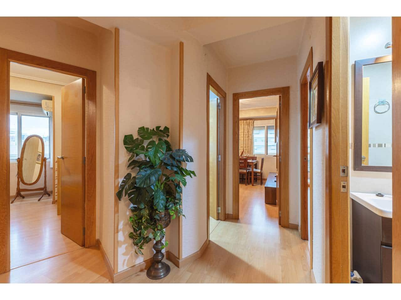 3 bedroom Flat for sale in Valencia city - € 480,000 (Ref: 9311886)