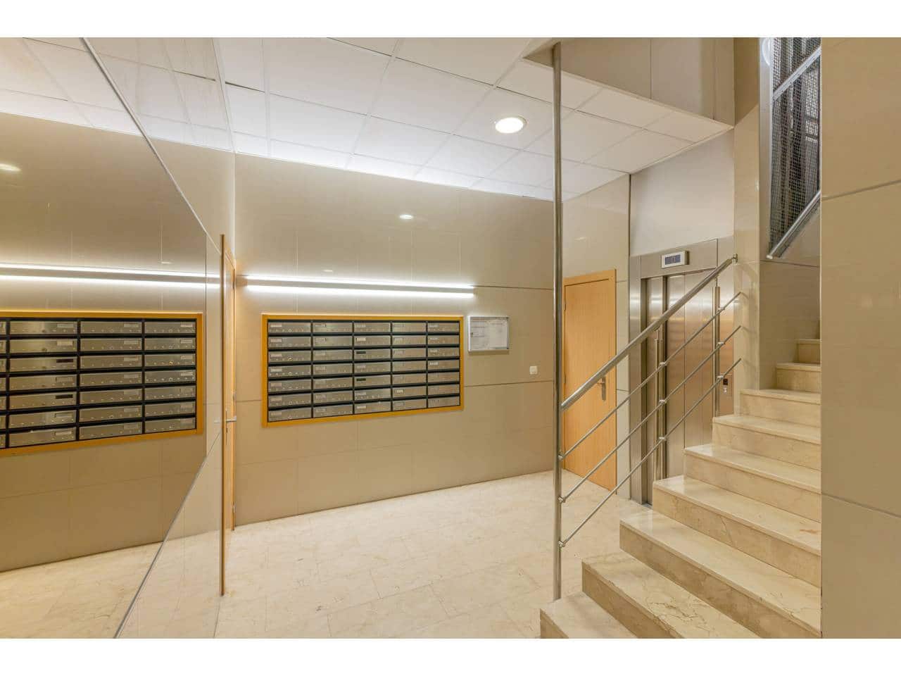 3 bedroom Flat for sale in Valencia city - € 480,000 (Ref: 9311886)