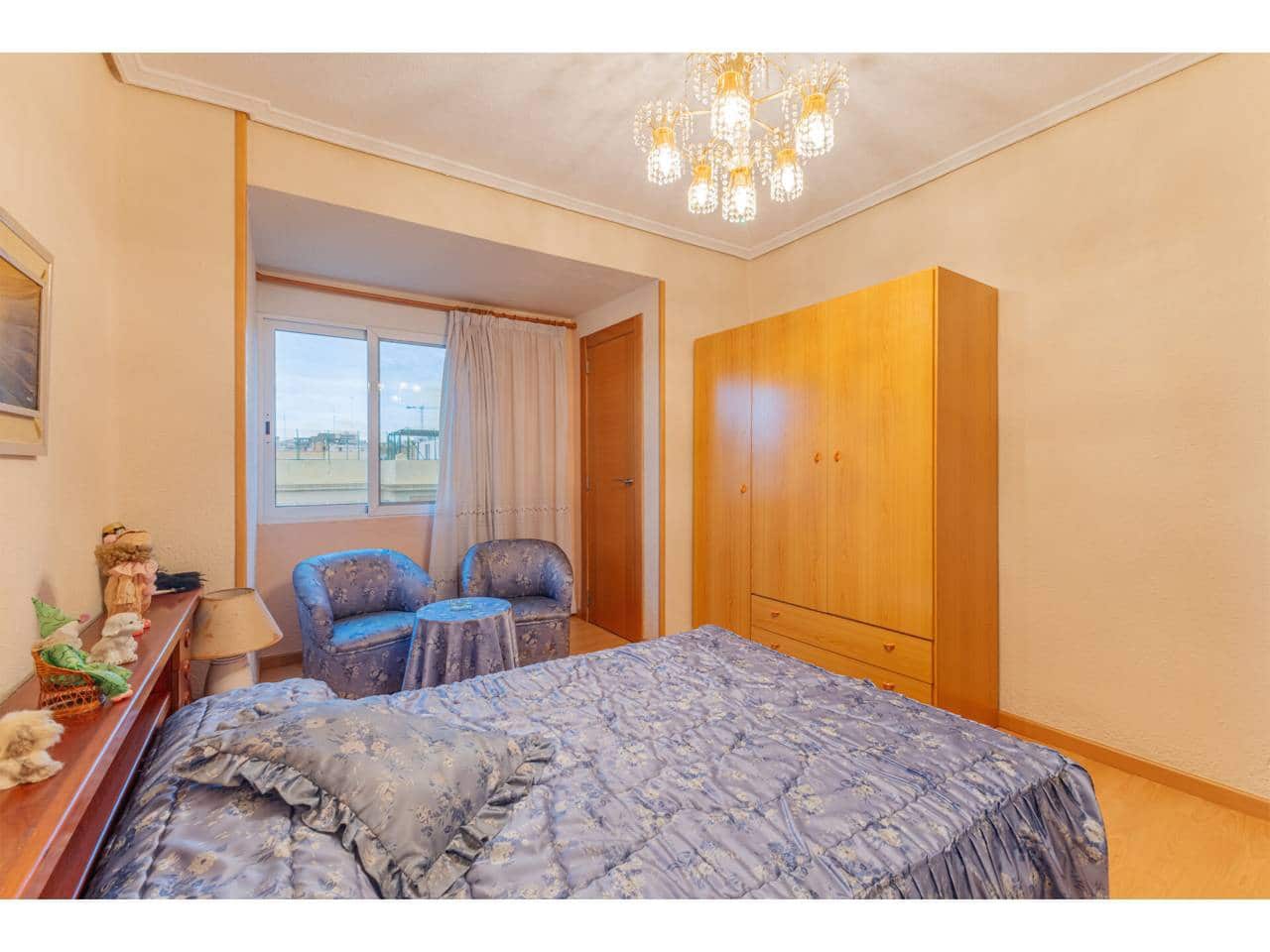 3 bedroom Flat for sale in Valencia city - € 480,000 (Ref: 9311886)