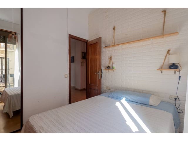 2 soveværelse Lejlighed til salg i Russafa, Valencia by - € 300.000 (Ref: 9311887)