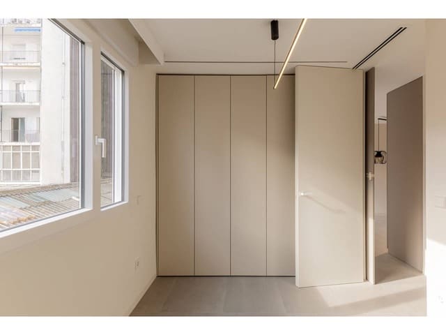 3 soveværelse Lejlighed til salg i La Gran Via, Valencia by - € 680.000 (Ref: 9358065)