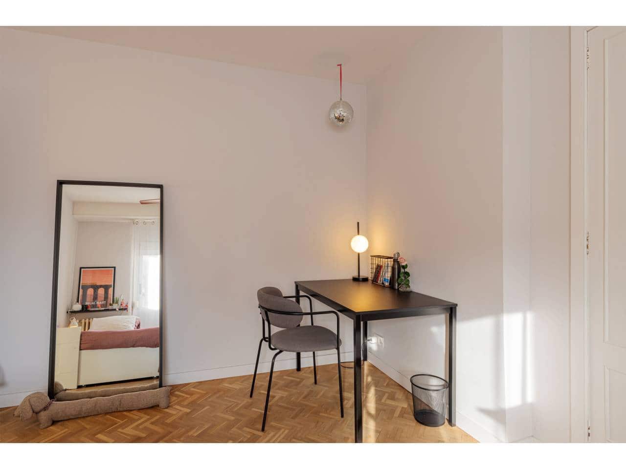 4 bedroom Flat for sale in Valencia city - € 995,000 (Ref: 9400211)