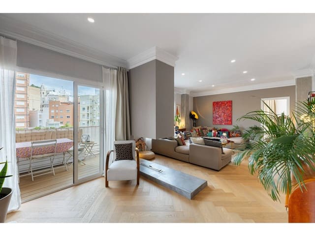 4 soveværelse Lejlighed til salg i Russafa, Valencia by - € 995.000 (Ref: 9400211)