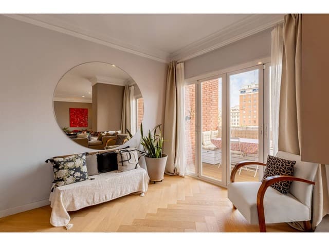 4 soveværelse Lejlighed til salg i Russafa, Valencia by - € 995.000 (Ref: 9400211)