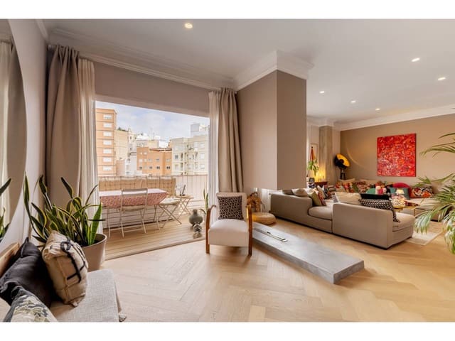 4 soveværelse Lejlighed til salg i Russafa, Valencia by - € 995.000 (Ref: 9400211)