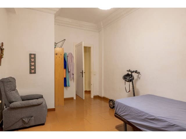 3 bedroom Flat for sale in La Petxina, Valencia city - € 330,000 (Ref: 9410178)