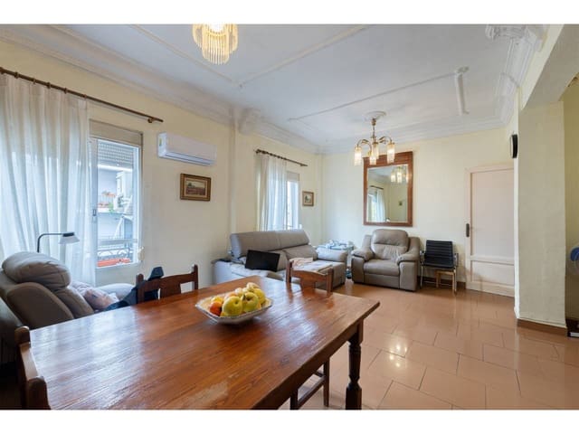 3 bedroom Flat for sale in La Petxina, Valencia city - € 330,000 (Ref: 9410178)