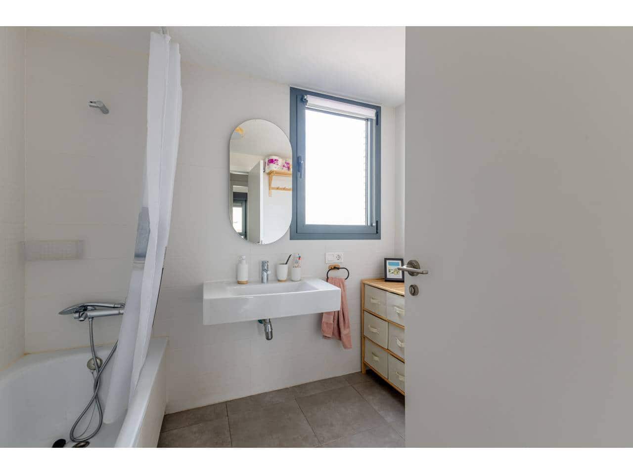 4 soverom Penthouse til salgs i Torrent med svømmebasseng garasje - € 490 000 (Ref: 9539696)