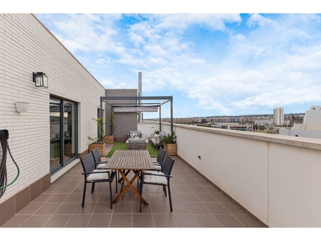 4 soverom Penthouse til salgs i Torrent med svømmebasseng garasje - € 490 000 (Ref: 9539696)