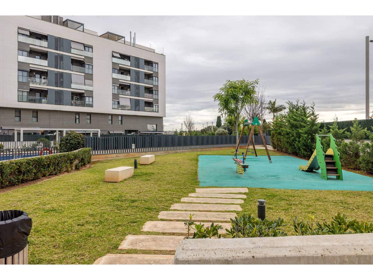 4 soverom Penthouse til salgs i Torrent med svømmebasseng garasje - € 490 000 (Ref: 9539696)