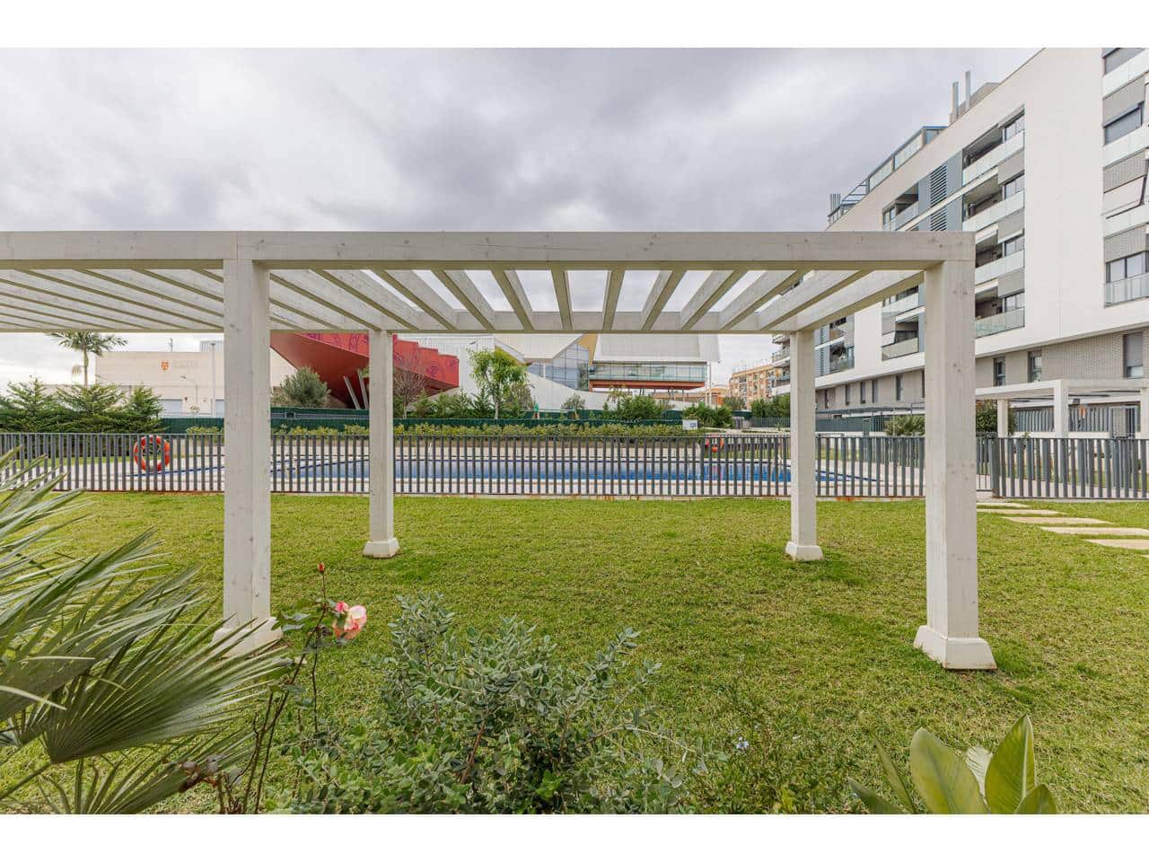 4 soverom Penthouse til salgs i Torrent med svømmebasseng garasje - € 490 000 (Ref: 9539696)