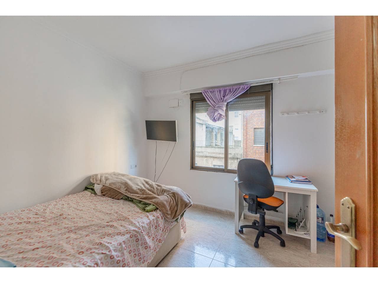 3 bedroom Flat for sale in Mislata - € 220,000 (Ref: 9539697)