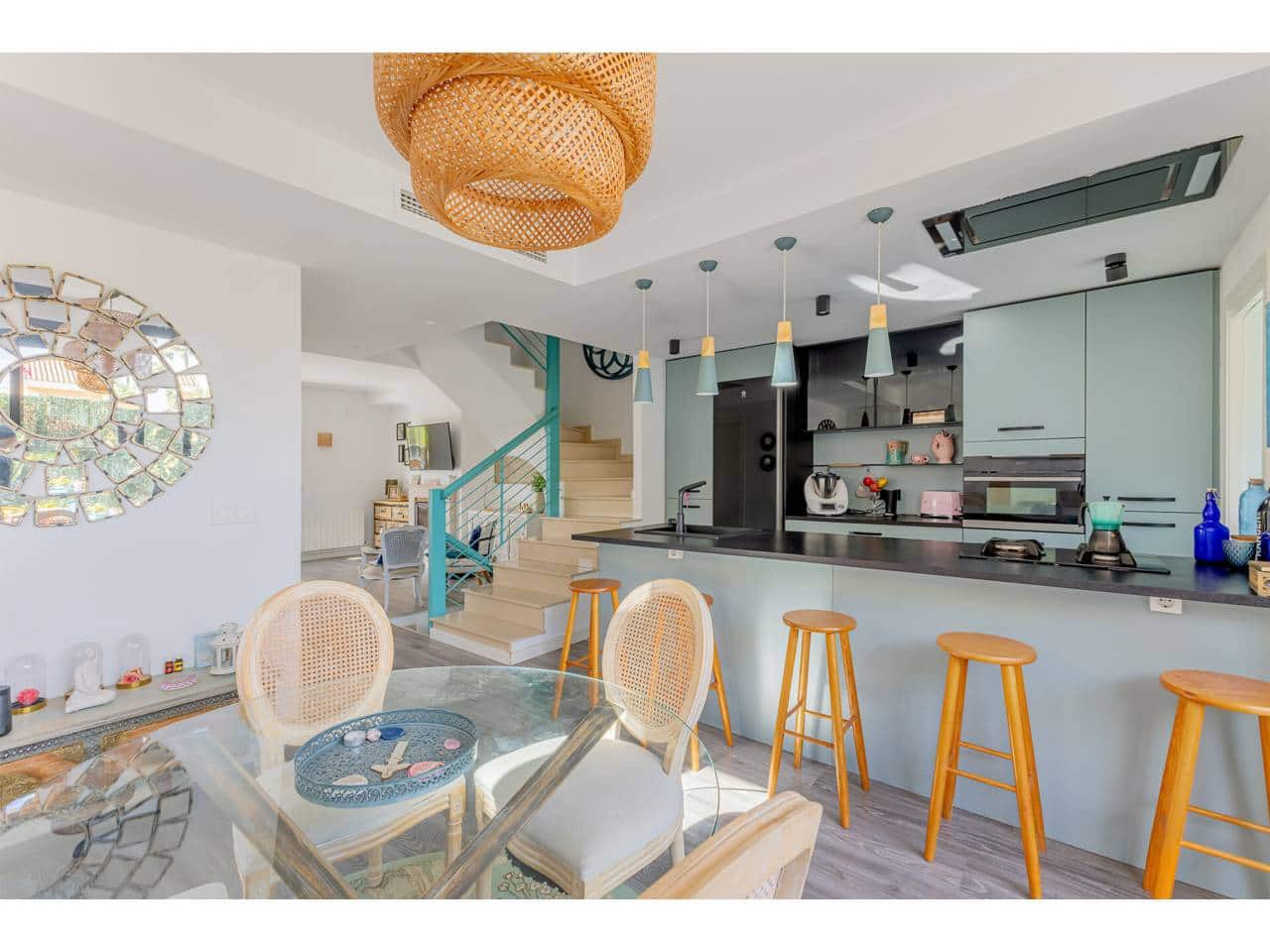 3 chambre Villa/Maison Semi-Mitoyenne à vendre à Rocafort avec piscine garage - 775 000 € (Ref: 9618511)