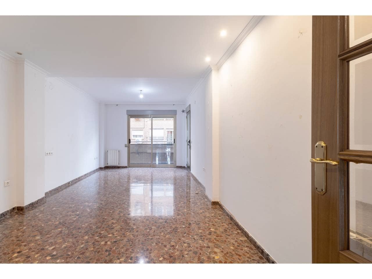 2 slaapkamer Flat te koop in Valencia stad met garage - € 425.000 (Ref: 9618512)