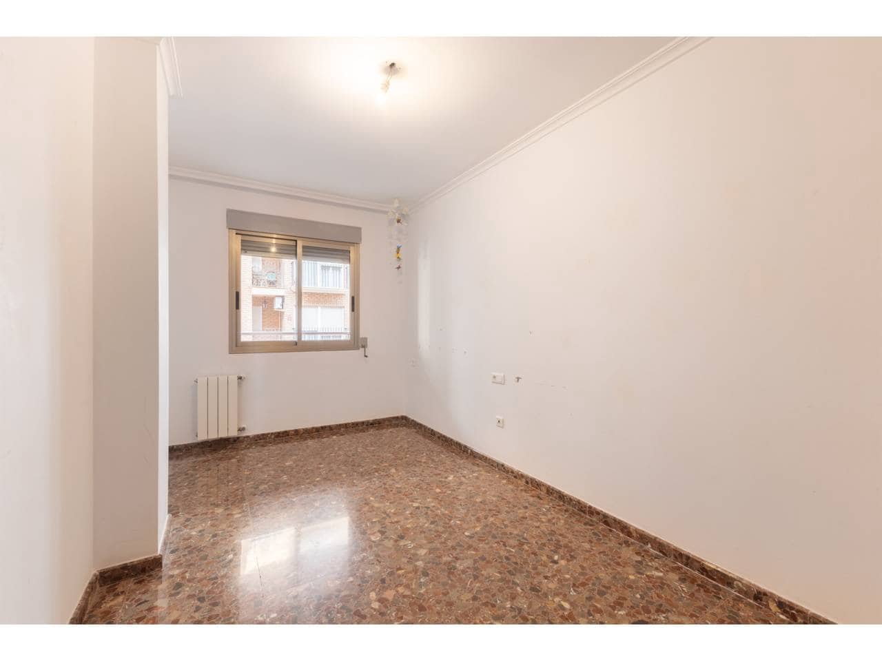 2 slaapkamer Flat te koop in Valencia stad met garage - € 425.000 (Ref: 9618512)