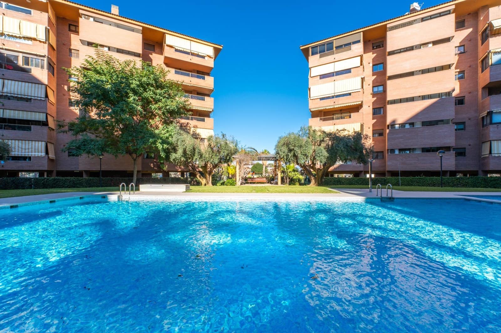 3 sypialnia Mieszkanie na sprzedaż w Miasto Alicante / Alacant z basenem garażem - 450 000 € (Ref: 9583351)