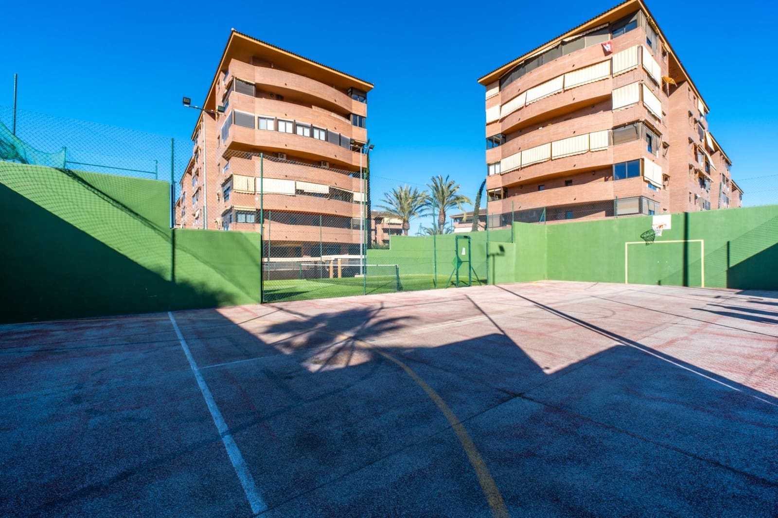 3 sypialnia Mieszkanie na sprzedaż w Miasto Alicante / Alacant z basenem garażem - 450 000 € (Ref: 9583351)