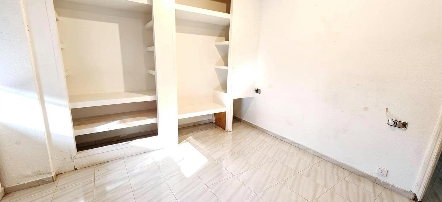 3 makuuhuone Asunto myytävänä paikassa Alicante kaupunki - 143 000 € (Ref: 9583354)