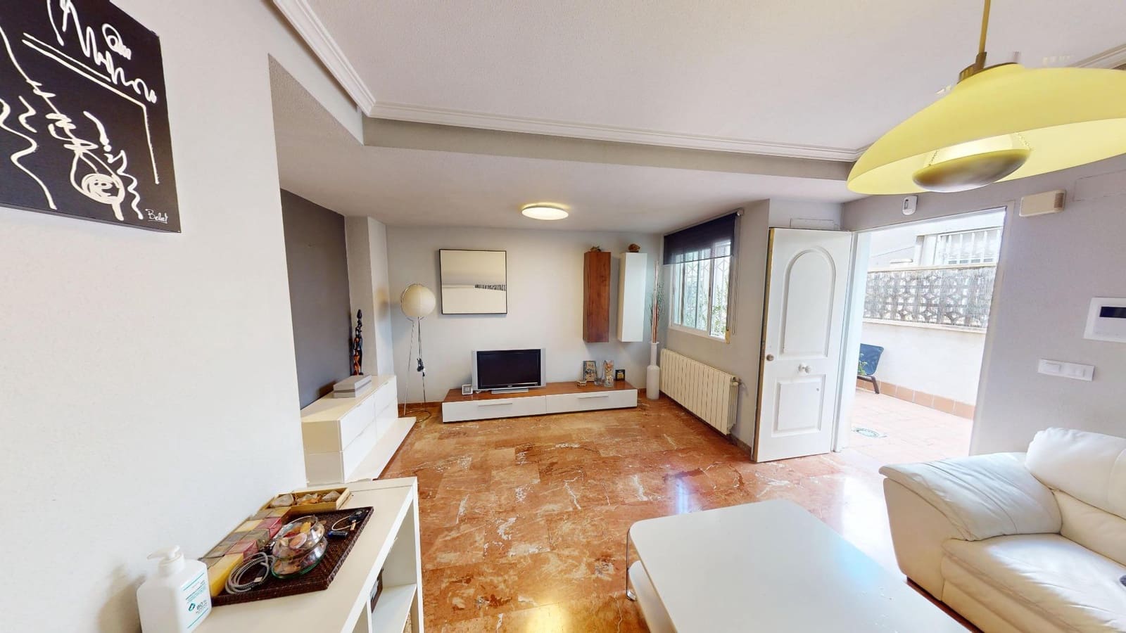 3 soveværelse Rækkehus til leje i Alicante by med swimmingpool garage - € 1.950 (Ref: 9583356)