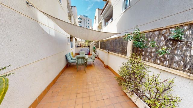 3 soveværelse Rækkehus til leje i Alicante by med swimmingpool garage - € 1.950 (Ref: 9583356)