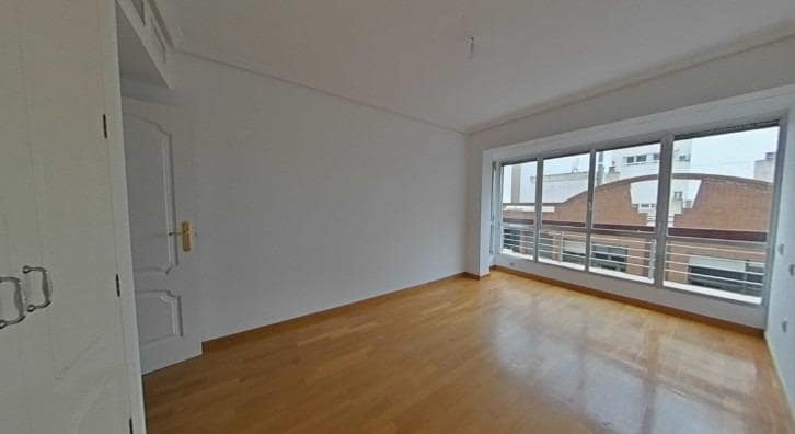 4 Zimmer Wohnung zu verkaufen in Alicante / Alacant Stadt - 475.000 € (Ref: 9583357)