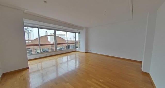 4 Zimmer Wohnung zu verkaufen in Alicante / Alacant Stadt - 475.000 € (Ref: 9583357)