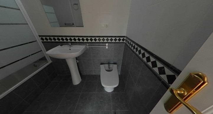 4 Zimmer Wohnung zu verkaufen in Alicante / Alacant Stadt - 475.000 € (Ref: 9583357)