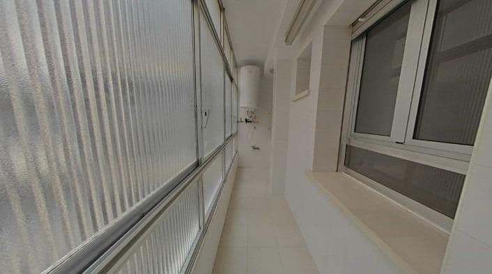 4 Zimmer Wohnung zu verkaufen in Alicante / Alacant Stadt - 475.000 € (Ref: 9583357)