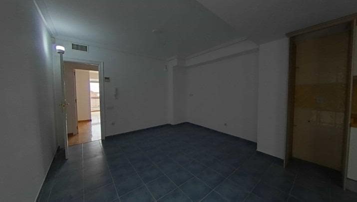 4 Zimmer Wohnung zu verkaufen in Alicante / Alacant Stadt - 475.000 € (Ref: 9583357)