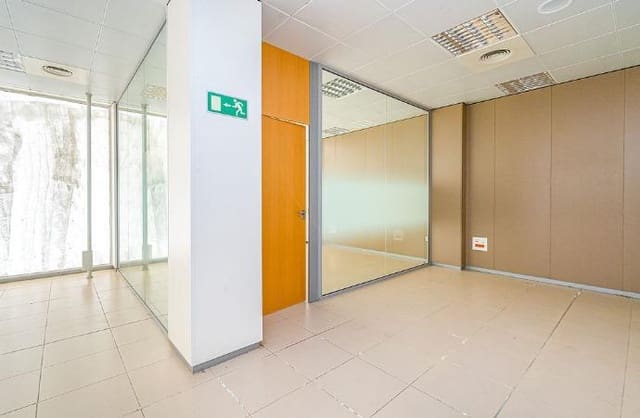 Commerciale in vendita in Elda - 338.000 € (Rif: 9583360)