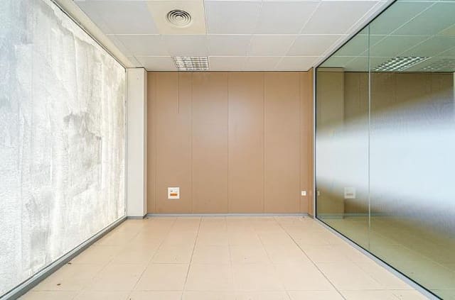 Commerciale in vendita in Elda - 338.000 € (Rif: 9583360)