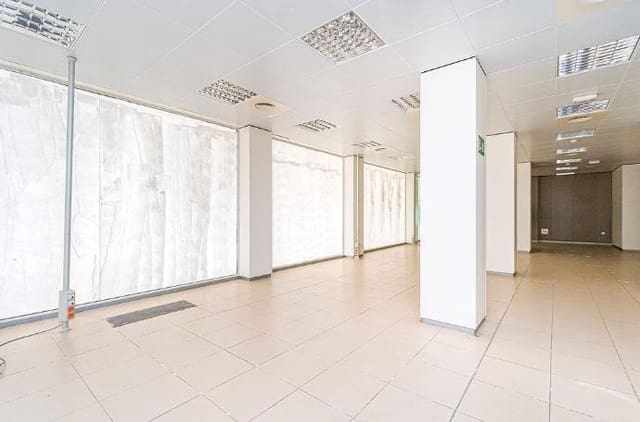 Commerciale in vendita in Elda - 338.000 € (Rif: 9583360)