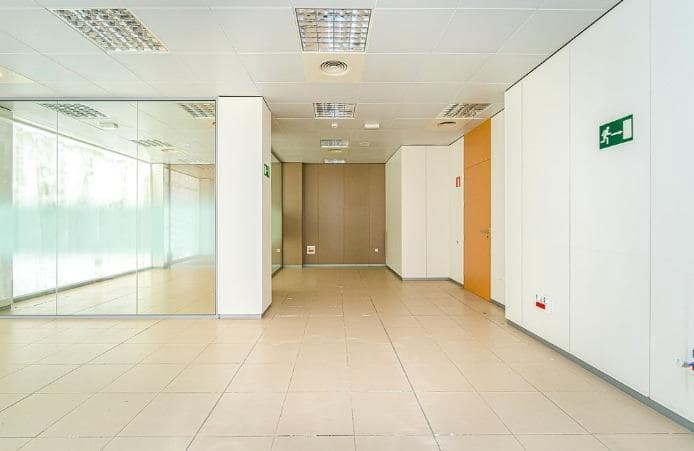 Kommersiell til salgs i Elda - € 338 000 (Ref: 9583360)