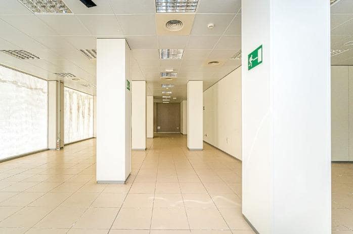 Kommersiell til salgs i Elda - € 338 000 (Ref: 9583360)