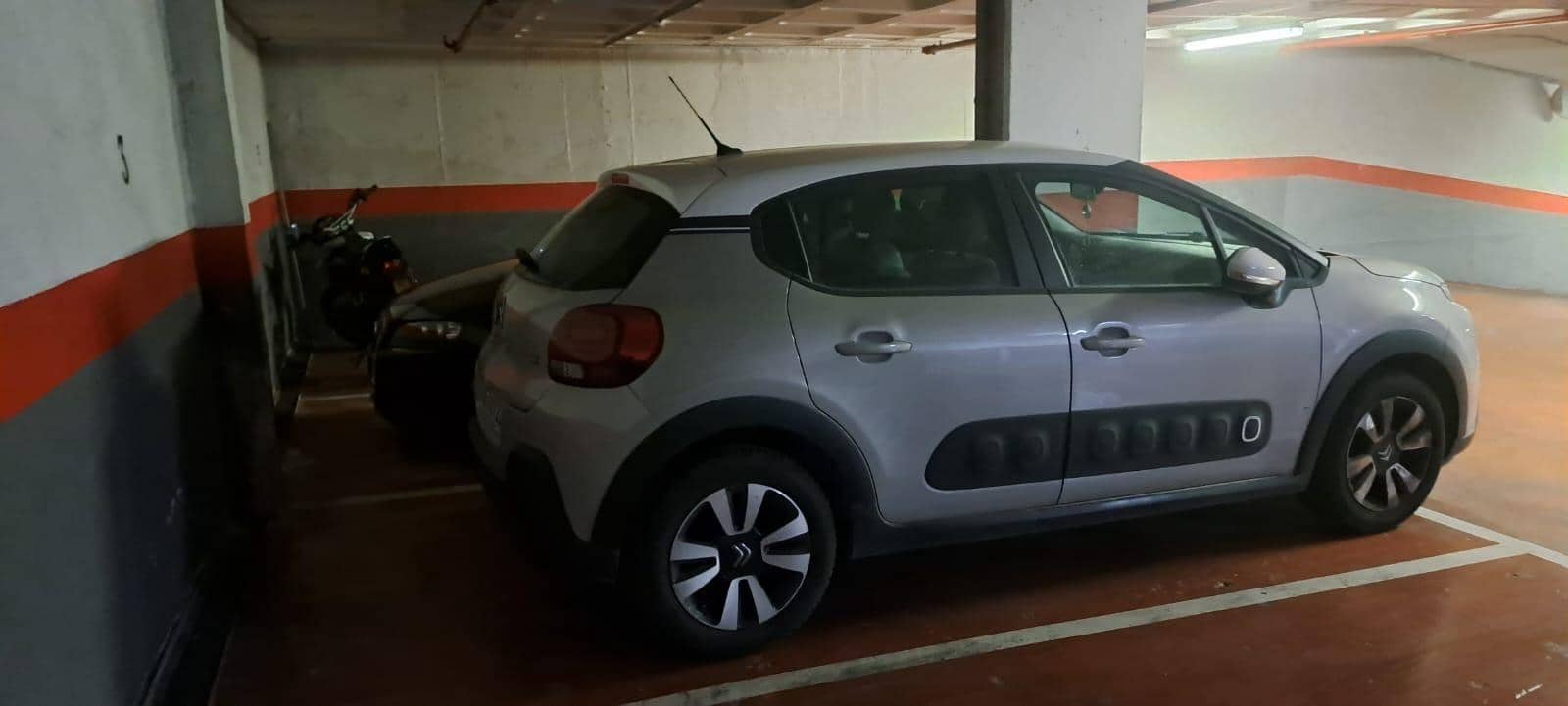 Garaje en Alicante / Alacant ciudad en venta - 21.000 € (Ref: 9583363)