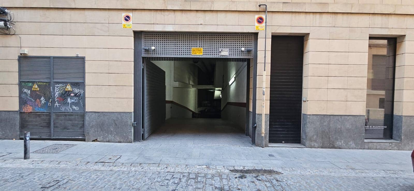 Garage for sale in Alicante / Alacant city - € 45,000 (Ref: 9583364)