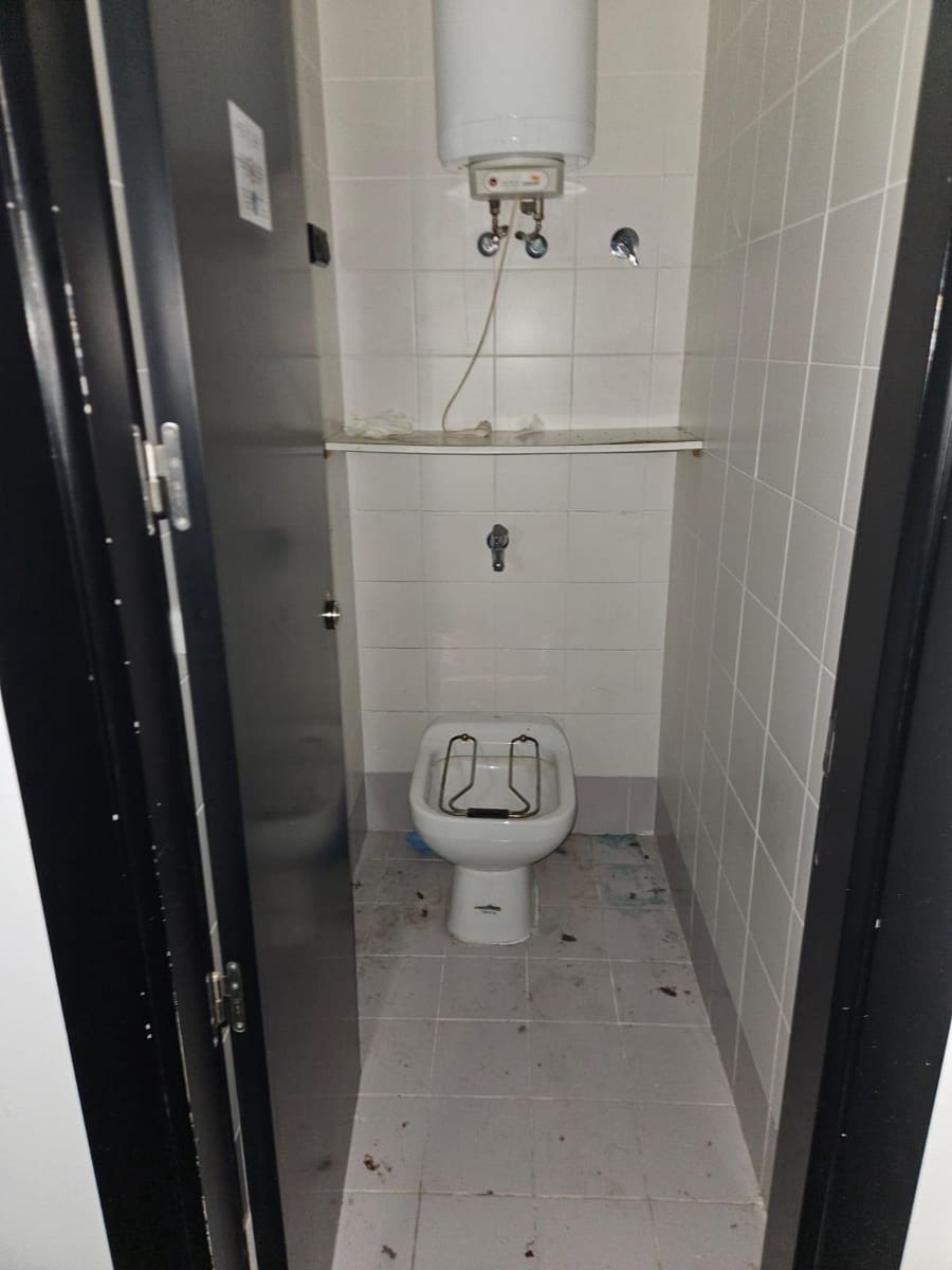 Local Commercial à vendre à Alicante ville - 240 000 € (Ref: 9583374)